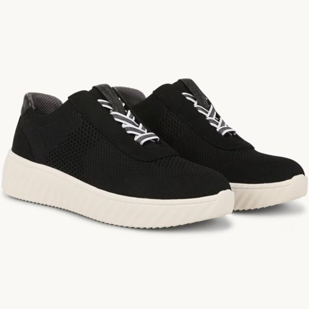 Bzees Wanderer Sneaker
